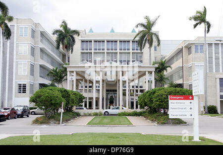 2. November 2006; West Palm Beach, FL, USA; Good Samaritan Medical Center. Obligatorische Credit: Foto von Richard Graulich/Palm Beach Post/ZUMA Press. (©) Copyright 2006 von Palm Beach Post Stockfoto