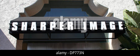 5. November 2006; Newport Beach, CA, USA; Schärferes Bild Corporation NASDAQ: SHRP, gegründet von Richard Thalheimer ist ein Fachhändler, der in den Vereinigten Staaten betreibt. Schärferes Bild hat seit 1977 im Geschäft und seit 1987 an der Börse gehandelt. Das Unternehmen hat seinen Hauptsitz in San Francisco, CA und beschäftigt 2500 Mitarbeiter bundesweit.  Abgebildet ist die schärferes Bild sto Stockfoto