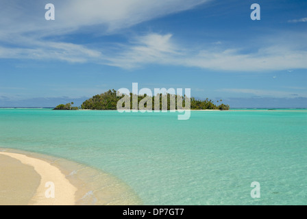 Rapota Motu gesehen von Moturakau in Aitutaki Lagune, Cook-Inseln Stockfoto