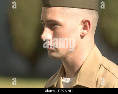 16. November 2006; Oceanside, CA, USA; LANCE CPL. ROBERT PENNINGTON, seine Anklage. PENNINGTON ist angeklagt wegen Mordes und anderer Delikte wegen seiner angeblichen Verwicklung in den Tod eines irakischen Zivilisten am 26. April 2006 in der Nähe von Stützpunkt Irak. Obligatorische Credit: Foto von Don Kohlbauer/SDU-T/ZUMA Press. (©) Copyright 2006 by SDU-T Stockfoto