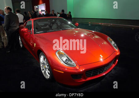 30. November 2006; Los Angeles, Kalifornien, USA; Der Ferrari 599 GTB Fiorano auf der LA Auto Show 2007, den 100. Jahrestag des Ereignisses, im Los Angeles Convention Center statt. Obligatorische Credit: Foto von Stan Sholik/ZUMA Press. (©) Copyright 2006 von Stan Sholik Stockfoto