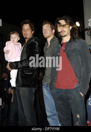 3. Dezember 2005 - Hollywood, Kalifornien, US - K46160. VH1 BIG IN 05 AUSZEICHNUNGEN BEI SONY PICTURES. STUDIOS IN CULVER Hollywood, CA. 03.12.2005.  -2005.AUDIOSLAVE (Kredit-Bild: © Michael Germana/Globe Photos/ZUMAPRESS.com) Stockfoto