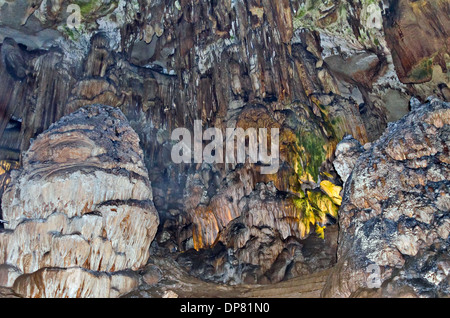 Schöne Aussicht in Ledenika Höhle, in der Nähe Stadt Vratza, Bulgarien Stockfoto