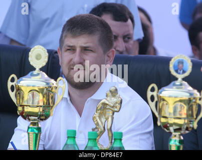 Tschetschenischer Premierminister Ramzan Kadyrov an das Wrestling-match zwischen tschetschenischen und uns Ringer. (Kredit-Bild: © PhotoXpress/ZUMA Press) Einschränkungen: Nord- und Südamerika Rechte nur! Stockfoto