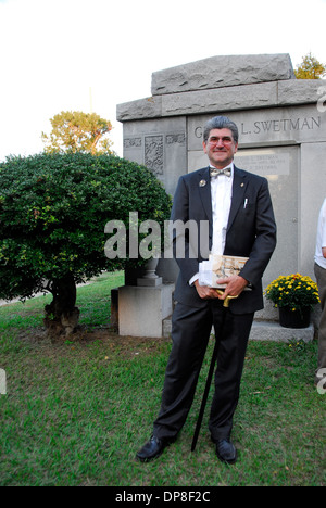 Friedhof Nachttour mit Reenactor Mr Swetman in Biloxi, Mississippi Stockfoto