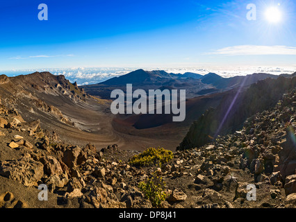 Blick vom Gipfel des Haleakala Vulkan auf Maui, Hawaii. Stockfoto