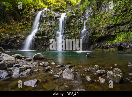 Die atemberaubend schöne Upper Waikani Falls oder drei Bären gefunden in Maui. Stockfoto