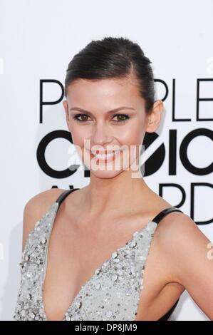 Los Angeles, CA, USA. 8. Januar 2014. Olga Fonda im Ankunftsbereich für 40. jährliche The Peoples Choice Awards 2014 - Ankünfte, Nokia Theatre L.A. Live, Los Angeles, CA 8. Januar 2014. Bildnachweis: Elizabeth Goodenough/Everett Collection/Alamy Live-Nachrichten Stockfoto