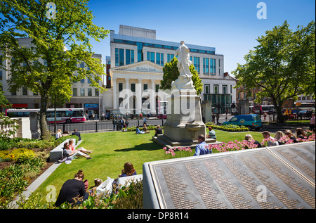 Titanic-Denkmal am Rathaus Belfast Nordirland Stockfoto