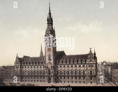 Das historische Foto um 1900 zeigt das Rathaus und Marktplatz in Hamburg.  Foto: Sammlung Sauer Stockfoto