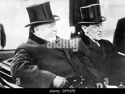 President of the United States of America, Woodrow Wilson (r), and his predecessor William Howard Taft are pictured in the year of Wilson's reelection in 1916. The US joined World War I in 1917 after leading a policy of neutrality. Fotoarchiv für Zeitgeschichte Stockfoto