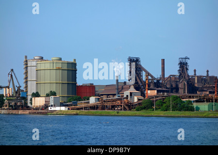 Stahlwerk ArcelorMittal Gent, weltweit größte Stahlproduzent, Hafen von Gent, Ost-Flandern, Belgien Stockfoto