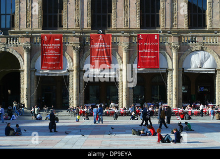 Palazzo d'Accursio (oder Palazzo Comunale) ist ein Palast in Bologna, Italien. Es befindet sich auf der Piazza Maggiore. Stockfoto