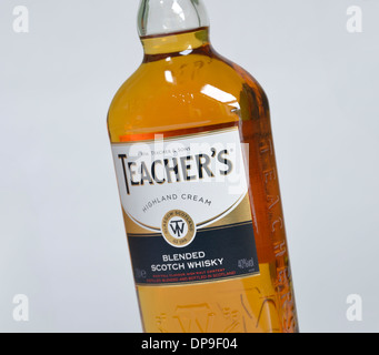 Flasche des Lehrers Highland Creme blended Scotch Whisky. William & Lehrersöhne. Stockfoto