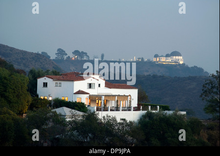 Das Griffith Observatorium in den Hollywood Hills Stockfoto