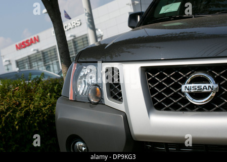 Nissan Händler viel in vorstädtischen Maryland. Stockfoto