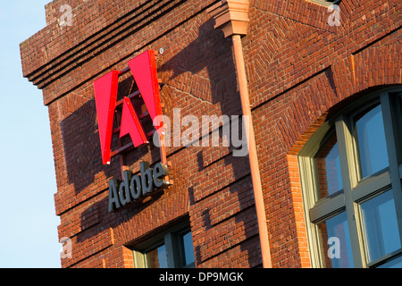 Ein Bürogebäude, besetzt von Adobe Systems in San Francisco, Kalifornien. Stockfoto