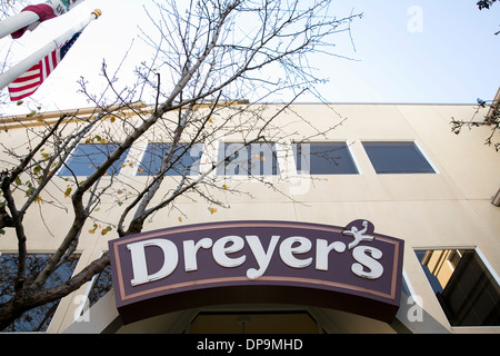 Der Hauptsitz von Dreyers Eis, eine Einheit von Nestle in Oakland, Kalifornien. Stockfoto