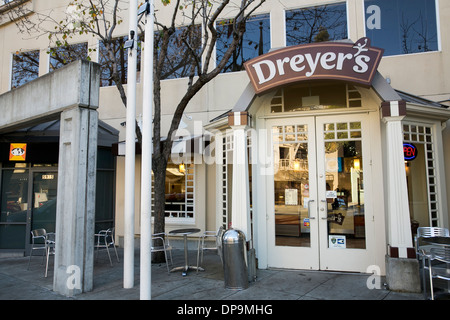 Der Hauptsitz von Dreyers Eis, eine Einheit von Nestle in Oakland, Kalifornien. Stockfoto