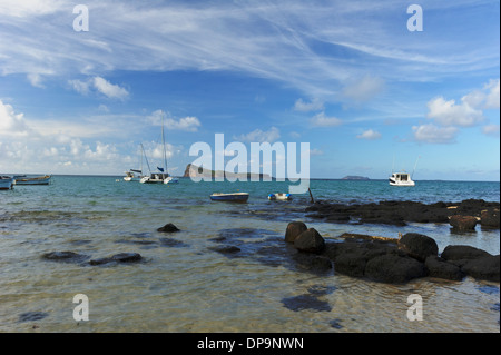 Coin De Mire Insel am Cap Malheureux, Mauritius gesehen. Stockfoto