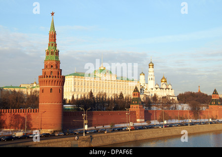 Moskauer Kreml mit Iwan der große Glockenturm und große Kremlpalast Stockfoto