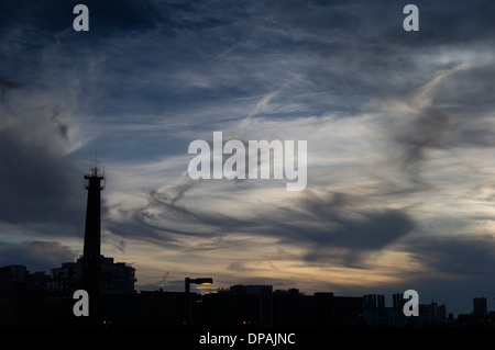 Skyline von Boston, MA. dramatische Wolken Stockfoto