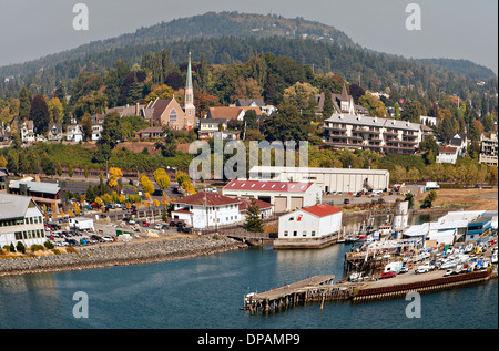 Luftaufnahme von der Uferpromenade und uns Coast Guard Station 27. September 2012 in Bellingham, Washington. Stockfoto