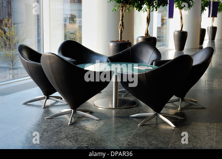 Tisch und Stühle. Stockfoto