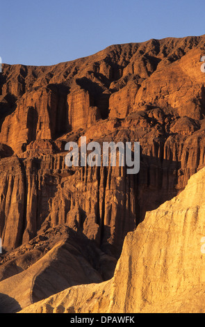 Elk248-1391v Kalifornien, Death Valley National Park, Golden Canyon, Red Cathedral Landschaft Stockfoto