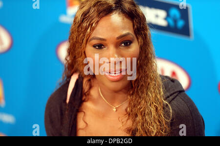 Melbourne, Australien. 11. Januar 2014. Serena Williams aus den USA reagiert während der Pressekonferenz vor dem Australian Open Tennis-Turnier in Melbourne, Australien, 11. Januar 2014. Bildnachweis: Li Peng/Xinhua/Alamy Live-Nachrichten Stockfoto