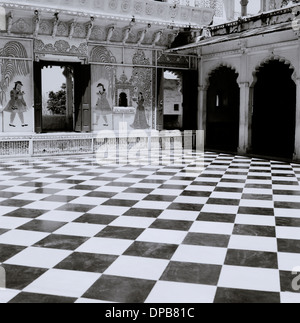 Der City Palace in Udaipur in Rajasthan in Indien in Südasien. Architektur Geschichte historische Gebäude Kultur historisches Erbe Reisen Wanderlust Stockfoto