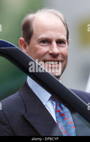 Prince Edward, Earl of Wessex kommt in der London-Klinik, wo sein Vater Prinz Philip Herzog von Edinburgh ins Krankenhaus eingeliefert Stockfoto