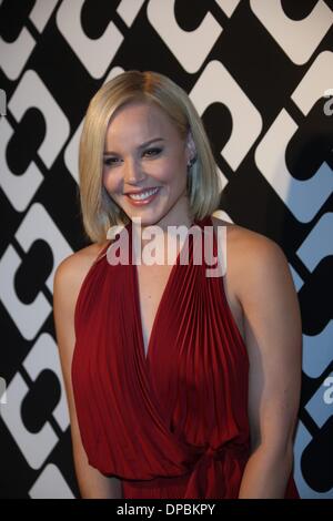 Los Angeles, Kalifornien, USA. 10. Januar 2014. Australische Schauspielerin Abbie Cornish besucht Von Diane von Furstenberg Reise von A Kleid Ausstellung Eröffnungsfeier am Mai Firmengebäude im LACMA West in Los Angeles, USA, 10. Januar 2014. Foto: Hubert Boesl/Dpa/Alamy Live News Stockfoto