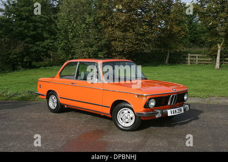 1974 BMW 2002tii, dem traditionellen deutschen "ultimative Fahrmaschine" Stockfoto
