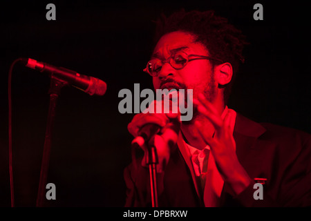 Nástio Mücke, afrikanische Musiker bei Vodafone Mexefest Festival, Lissabon, Portugal. Stockfoto