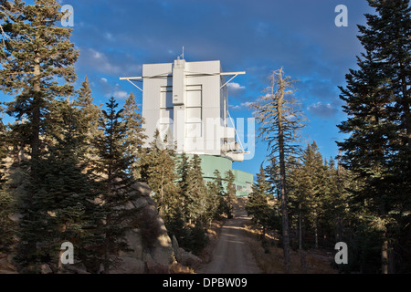 Large Binocular Telescope, Mt. Graham in Arizona. Stockfoto