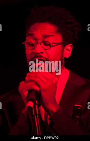 Nástio Mücke, afrikanische Musiker bei Vodafone Mexefest Festival, Lissabon, Portugal. Stockfoto