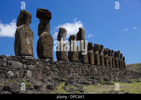 Moais am Ahu Tongariki, Osterinsel, Chile Stockfoto