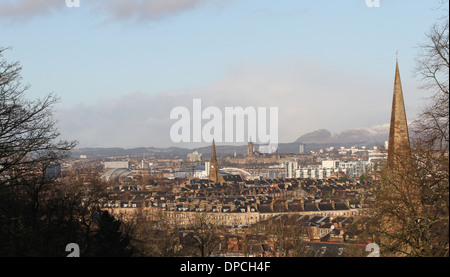 Glasgow Stadtbild und Campsie Fells Schottland Januar 2014 Stockfoto