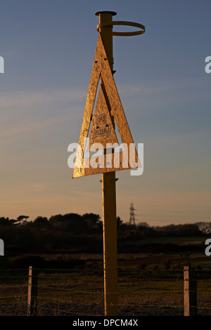 Gas-Pipeline Zeichen in der Nähe von Lepe Beach, Hampshire Stockfoto