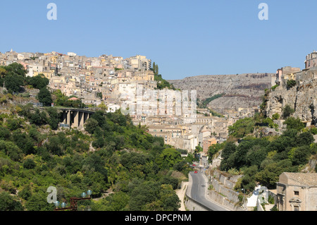 Blick auf Altstadt von Ragusa Ibla, die barocke Stadt als Weltkulturerbe von der unesco in Sizilien aufgeführt Stockfoto