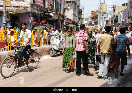 Eine in der Regel beschäftigt indische Straße Stockfoto