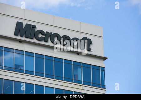 Ein Bürogebäude von Microsoft besetzt. Stockfoto