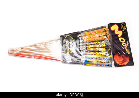 Feuerwerk Raketen isoliert auf einem weißen Studio-Hintergrund. Stockfoto