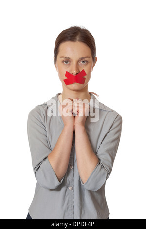 Frau mit Gaffer-Tape über den Mund Stockfoto