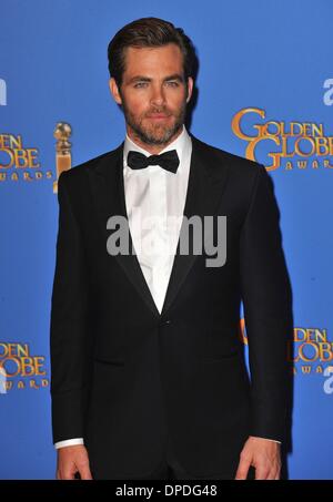 Los Angeles, CA, USA. 12. Januar 2014. Chris Pine im Presseraum für 71. Golden Globes Awards - Press Room, The Beverly Hilton Hotel, Los Angeles, CA 12. Januar 2014. Bildnachweis: Linda Wheeler/Everett Collection/Alamy Live-Nachrichten Stockfoto