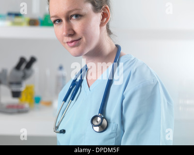 Gesundheit der Arbeitnehmer Beratung mit Patienten im Krankenhaus Stockfoto