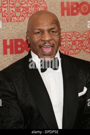 Beverly Hills, CA. 12. Januar 2014. Mike Tyson im Ankunftsbereich für HBO 2014 Golden Globes After Party, Circa 55 im Beverly Hilton Hotel, Beverly Hills, CA 12. Januar 2014. Bildnachweis: James Atoa/Everett Collection/Alamy Live-Nachrichten Stockfoto