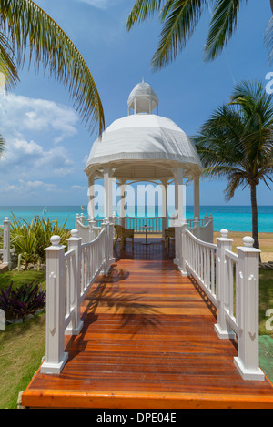 Pavillon am Meer, Pavillon am Strand Stockfoto