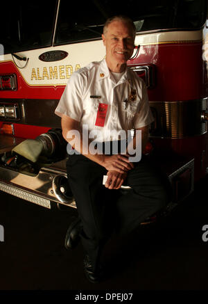 Alameda fire chief David Kapler an Feuerwache #1 in Alameda, Kalifornien auf Mittwoch, 31. Oktober 2007. . (Dean Coppola/Contra Costa Times / ZUMA Press) Stockfoto